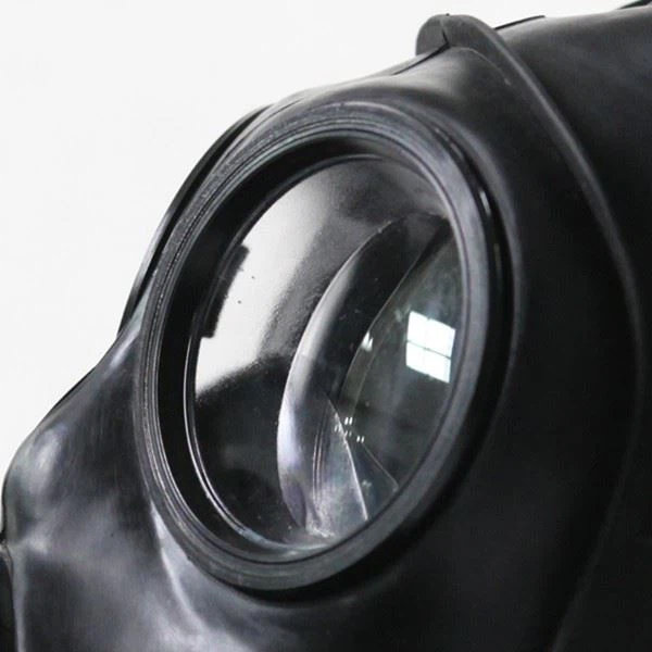 139981 S10.2 Gas Mask 04