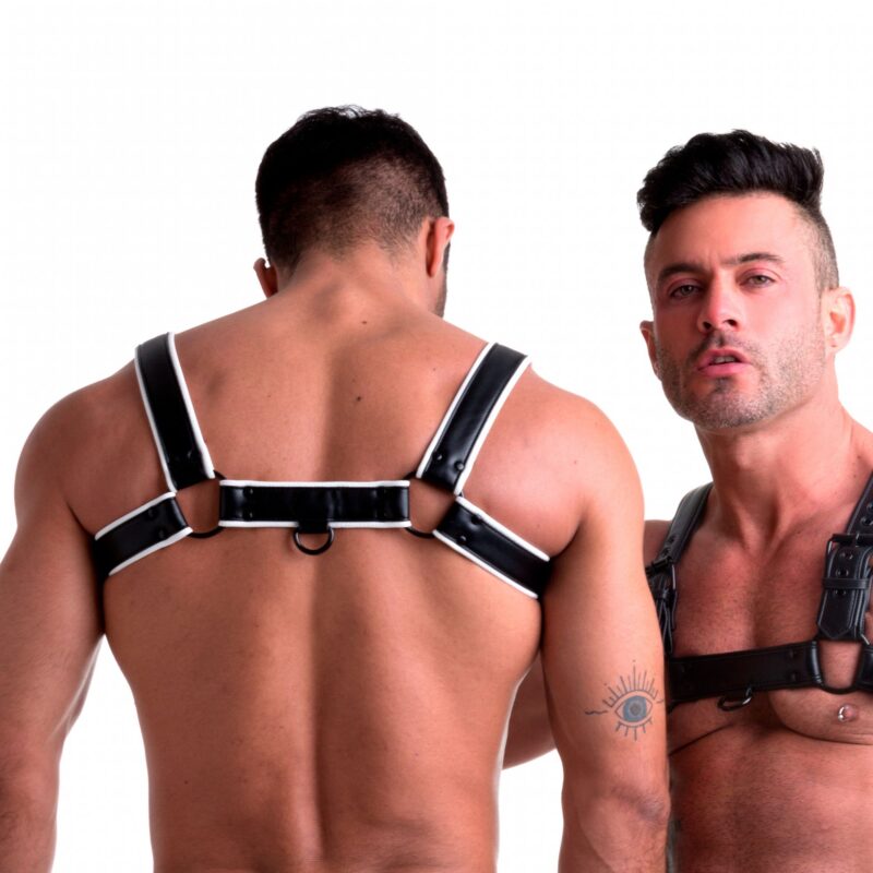 665 Vegan Bulldog Harness Black White 05