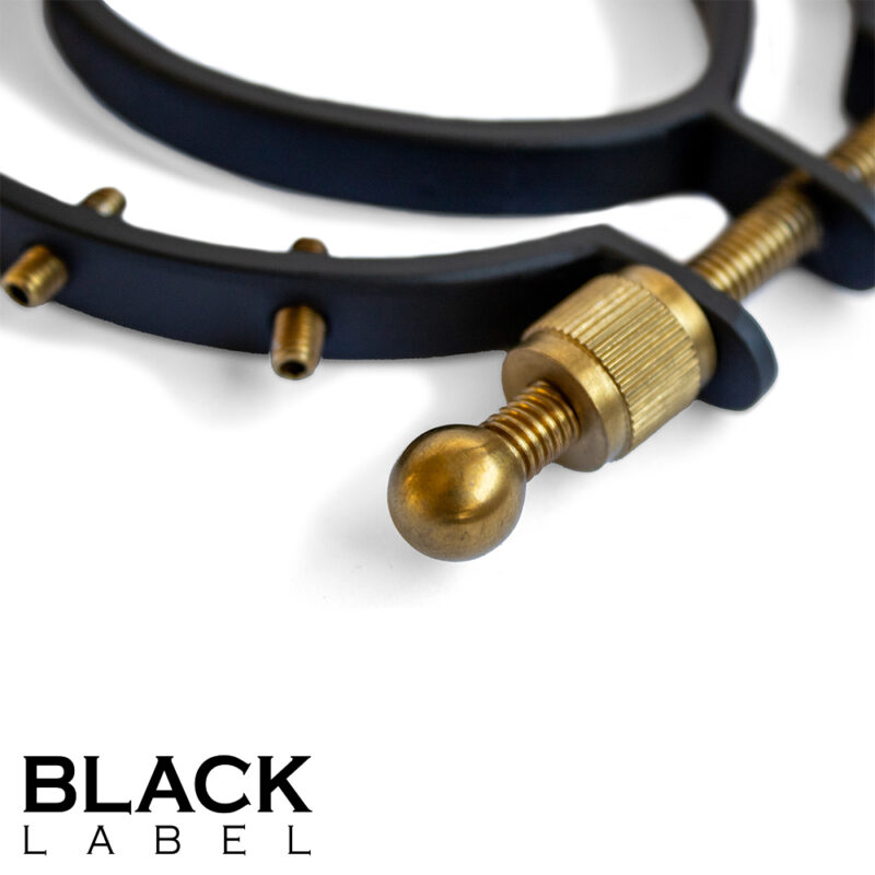 Pussy Clamp 2.0 w. Spikes Black/Gold - Afbeelding 4