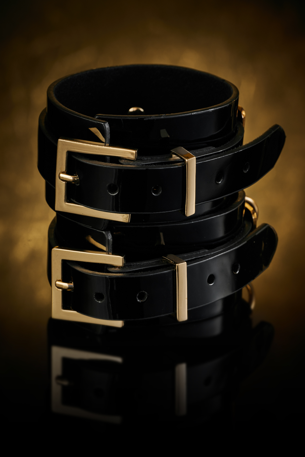 Kinky Diva VEGAS High Gloss Wrist Cuffs Black - Afbeelding 3